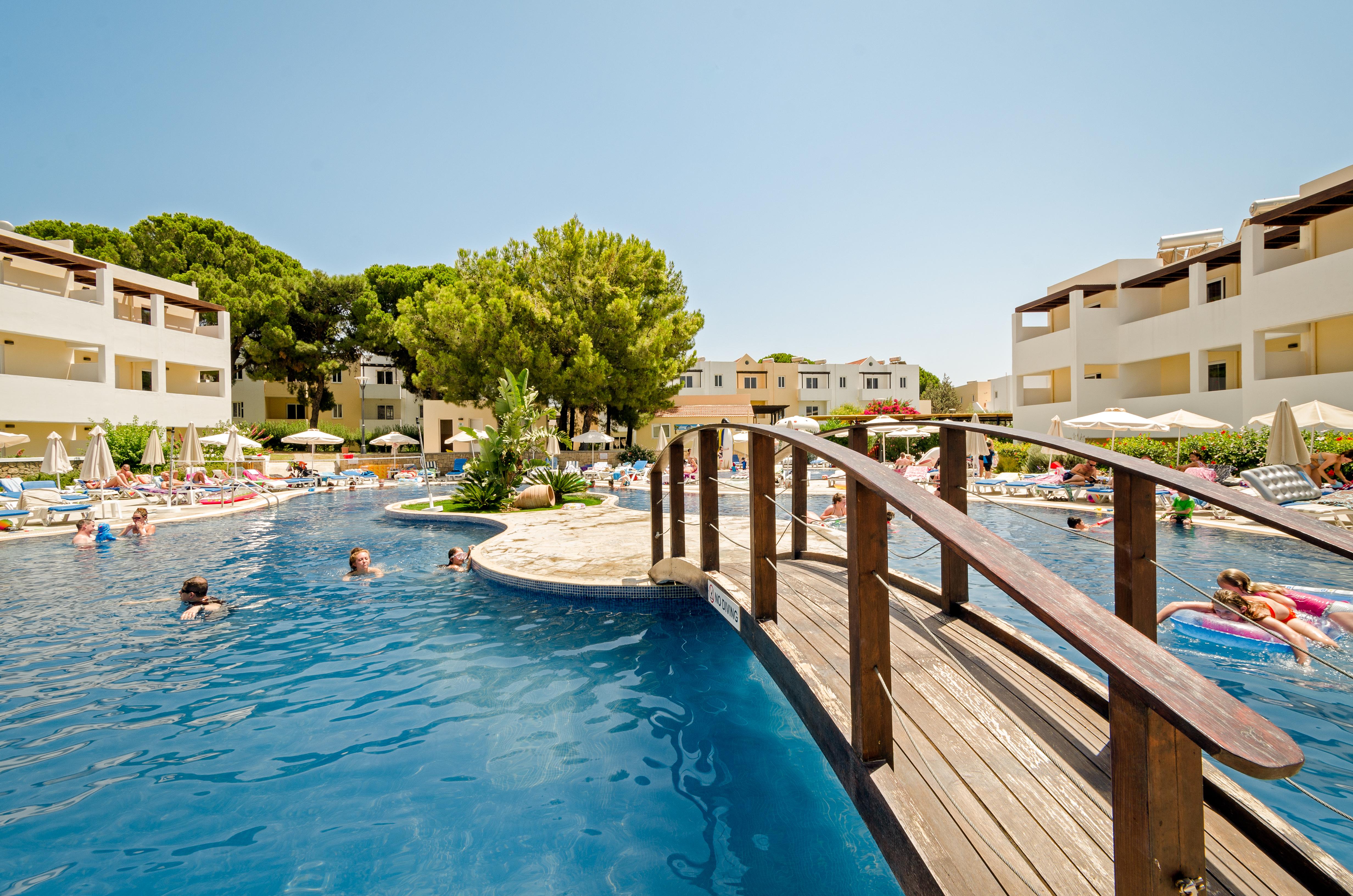 Matina Pefkos Aparthotel Pefki  ภายนอก รูปภาพ