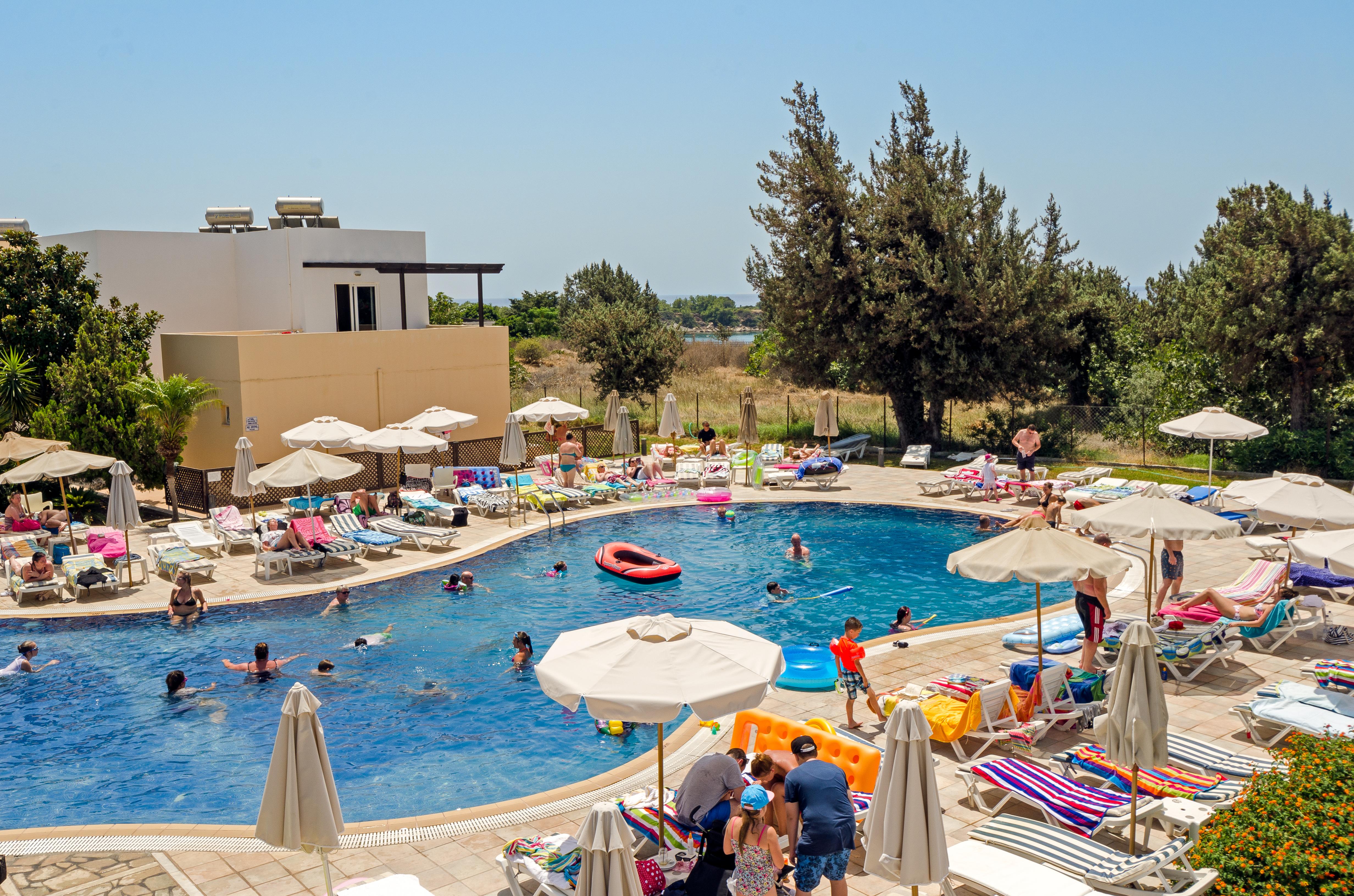 Matina Pefkos Aparthotel Pefki  ภายนอก รูปภาพ